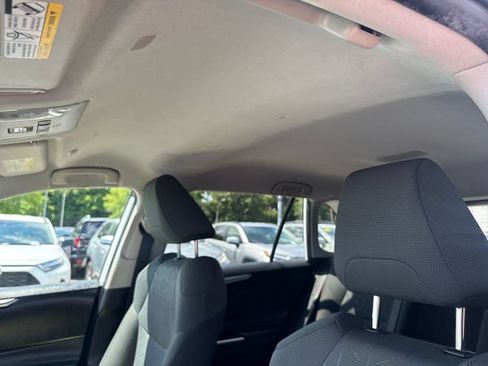 Used 2023 Toyota RAV4 XLE FWD image 16