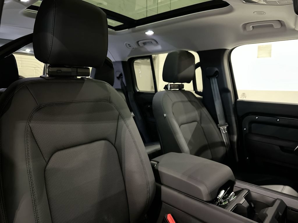 New 2026 Land Rover Defender 130 S AWD/4WD image 6