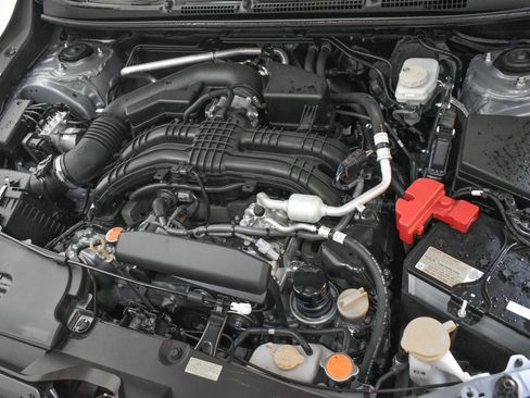 Certified 2025 Subaru Impreza 2.0i image 8