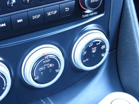 Used 2016 Nissan 370Z Coupe image 36