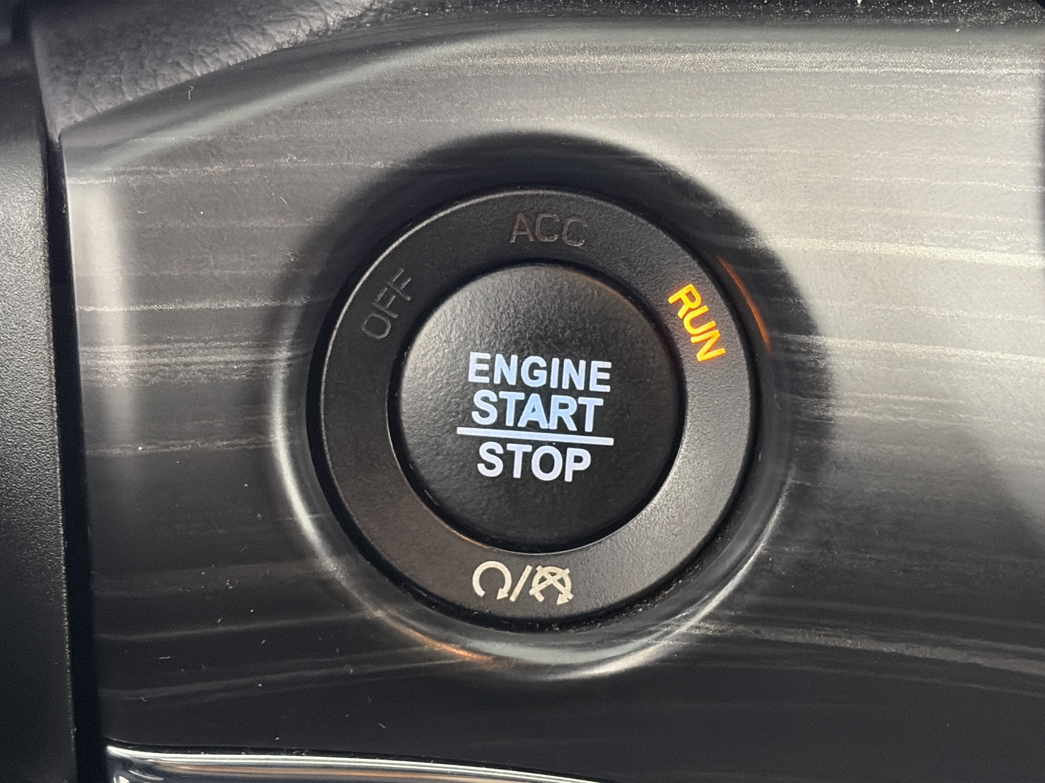 Used 2020 Jeep Grand Cherokee Limited AWD/4WD image 29