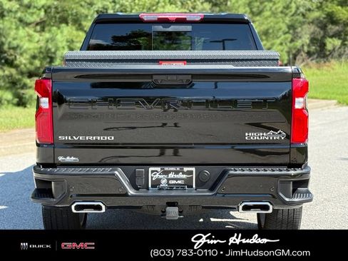Certified 2025 Chevrolet Silverado 1500 High Country w/ High Country Premium Package AWD/4WD image 15