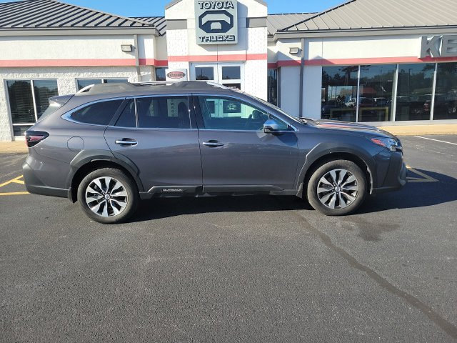 Used 2024 Subaru Outback Touring XT AWD/4WD image 5
