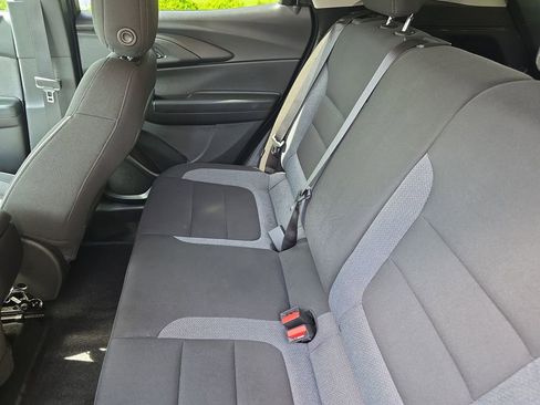 Used 2025 Chevrolet TrailBlazer LT FWD image 17