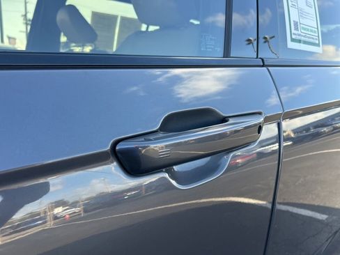 Certified 2023 Jeep Grand Cherokee L Limited w/ Luxury Tech Group II image 21