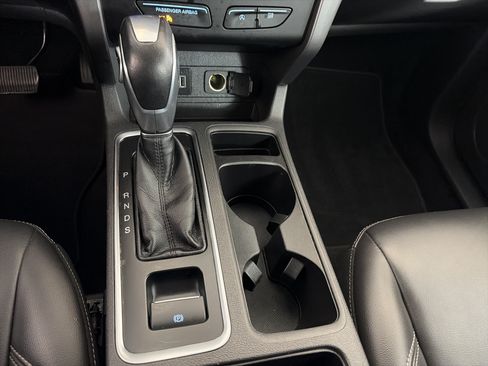 Used 2019 Ford Escape SEL AWD/4WD image 28