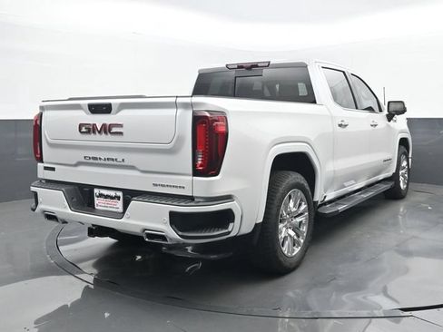 Used 2024 GMC Sierra 1500 Denali w/ Technology Package AWD/4WD image 22