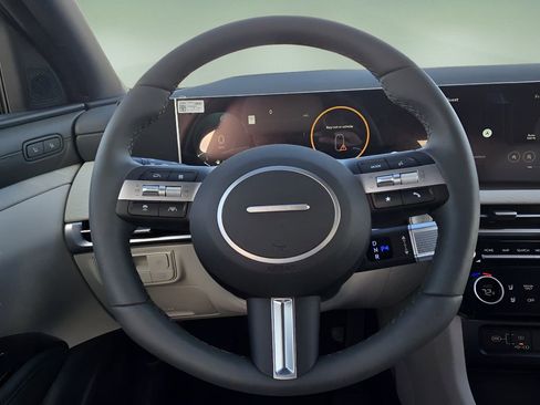 New 2026 Hyundai Tucson Limited image 28