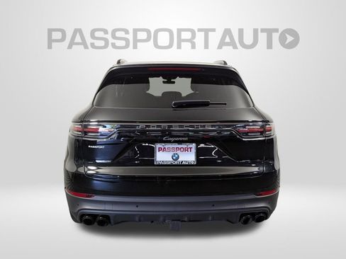 Used 2022 Porsche Cayenne Platinum Edition AWD/4WD image 6