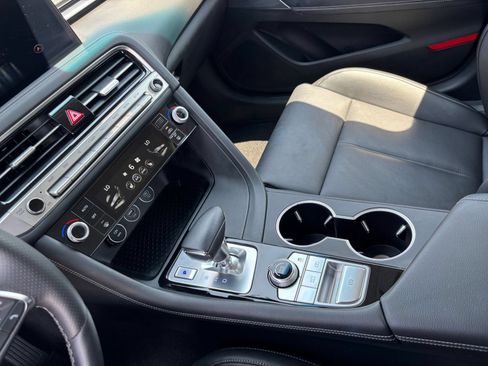 Used 2026 Genesis G70 2.5T RWD image 43