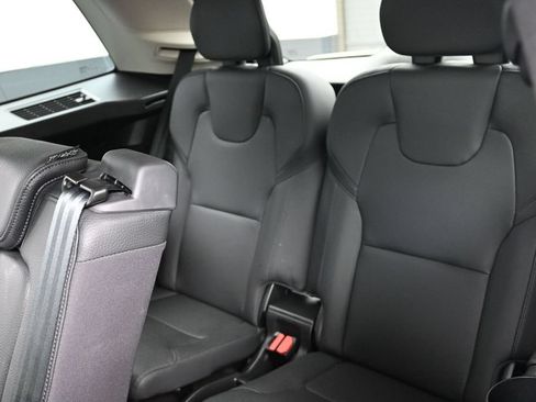 Used 2025 Volvo XC90 T8 Plus w/ Protection Package Premier AWD/4WD image 19