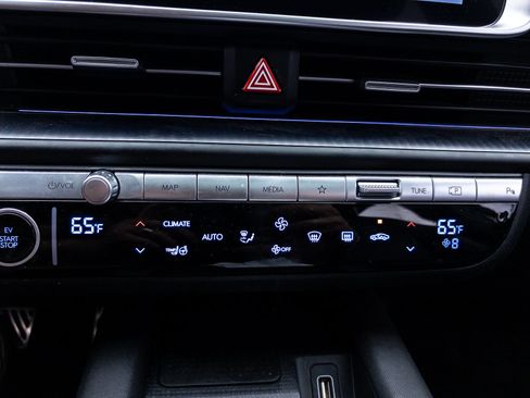 Used 2023 Hyundai Ioniq 6 Limited RWD image 28