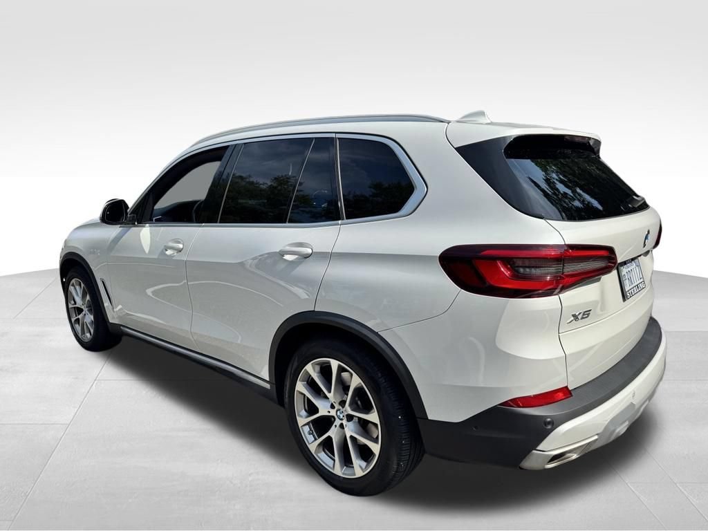Used 2023 BMW X5 xDrive40i w/ Executive Package AWD/4WD image 4