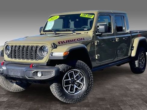 Used 2025 Jeep Gladiator Rubicon w/ Convenience Group image 1