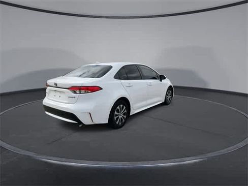 Used 2022 Toyota Corolla LE image 8