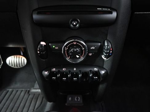 Used 2013 MINI Cooper S FWD image 61