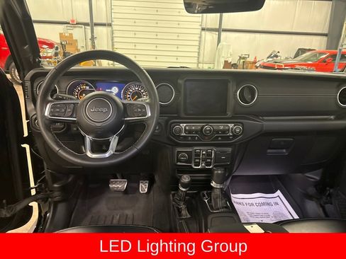 Used 2022 Jeep Gladiator Overland w/ Popular Equipment Package image 15