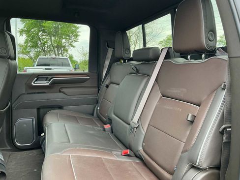 Used 2025 GMC Sierra 2500 Denali w/ Denali Reserve Package AWD/4WD image 21