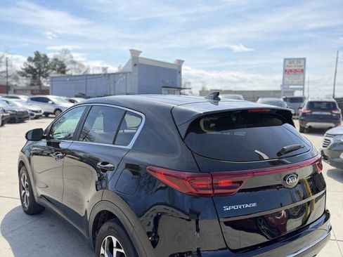 Used 2020 Kia Sportage LX w/ LX Popular Package image 5