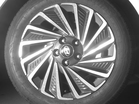 Used 2025 Hyundai Sonata SEL FWD image 13
