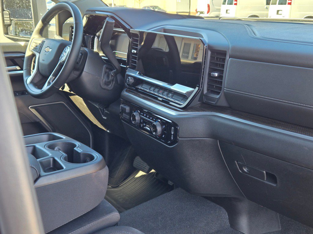 Certified 2025 Chevrolet Silverado 2500 LT w/ Convenience Package AWD/4WD image 9