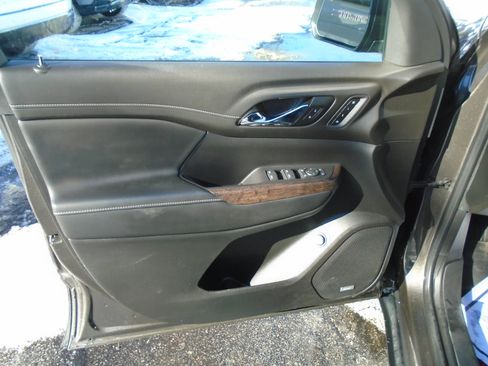 Used 2020 GMC Acadia Denali w/ Technology Package image 45