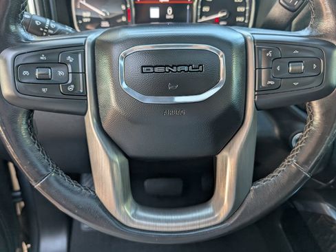 Used 2022 GMC Sierra 1500 Denali w/ Denali Premium Package AWD/4WD image 5