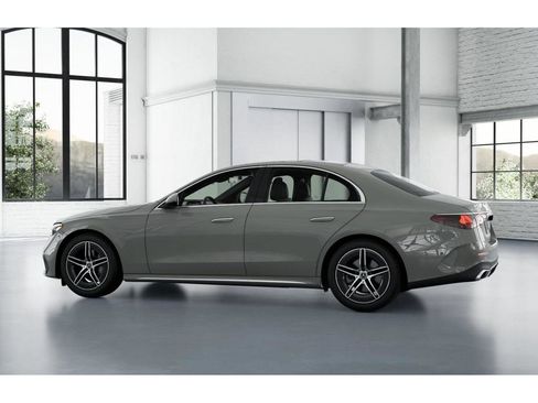 New 2026 Mercedes-Benz E 350 4MATIC Sedan image 32