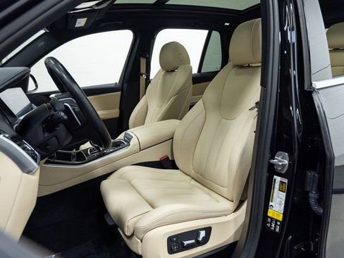 Used 2020 BMW X5 xDrive40i w/ Premium Package image 22