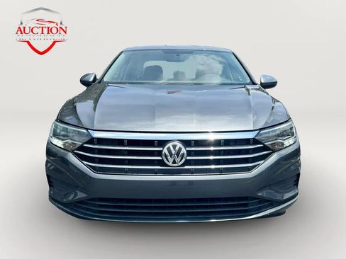 Used 2019 Volkswagen Jetta S w/ Driver Assistance Package FWD image 2