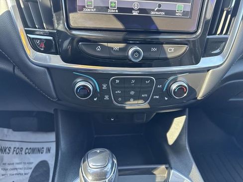 Used 2019 Chevrolet Traverse LT w/ LT Premium Package image 20