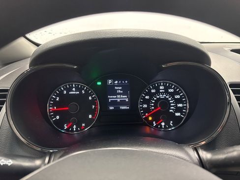 Used 2018 Kia Forte LX w/ LX Popular Package image 13