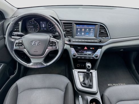 Used 2018 Hyundai Elantra Value Edition FWD image 15