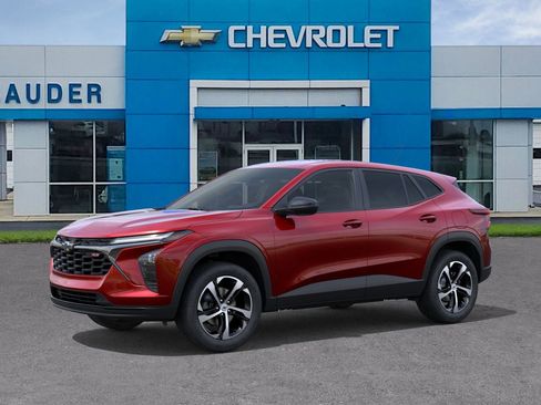 New 2026 Chevrolet Trax RS w/ Driver Confidence Package image 2