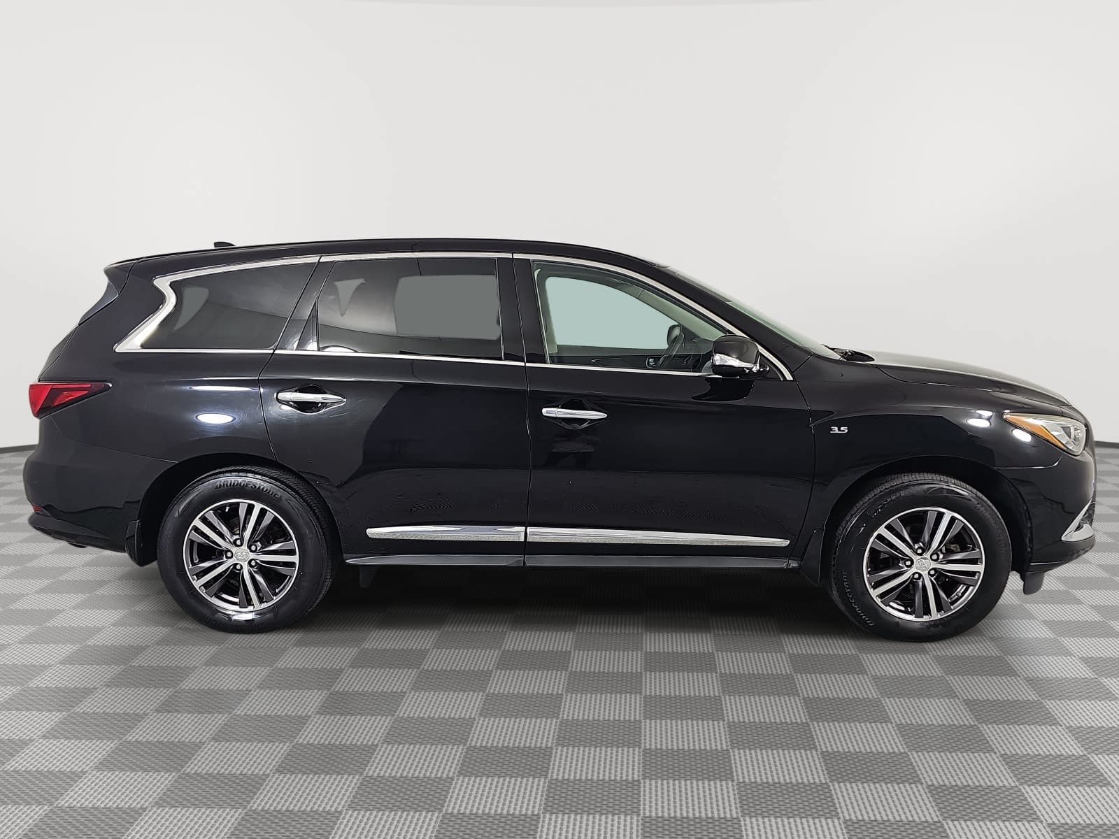 Used 2019 INFINITI QX60 Pure AWD/4WD image 9