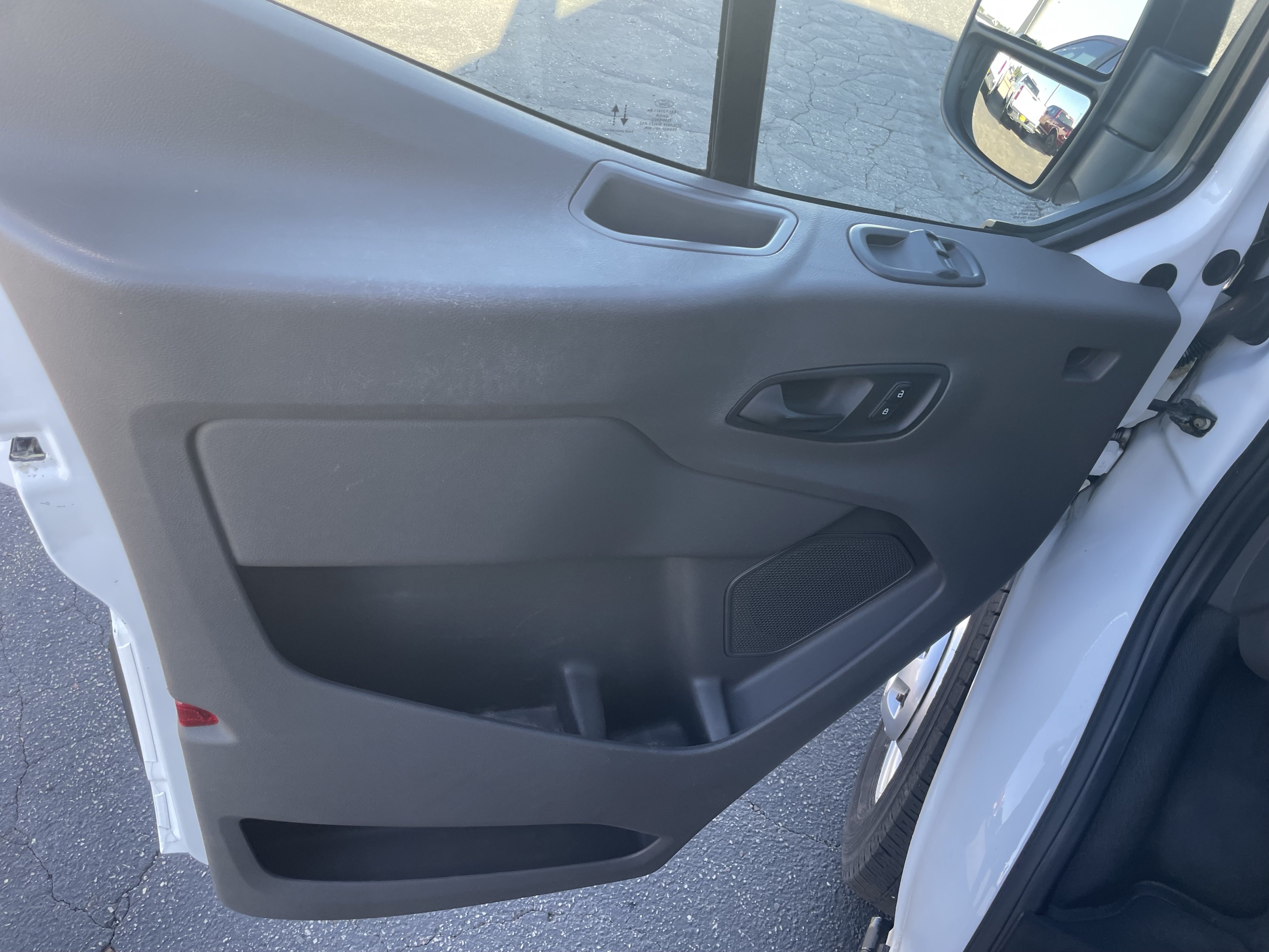 Used 2021 Ford Transit 350 XLT AWD/4WD image 17
