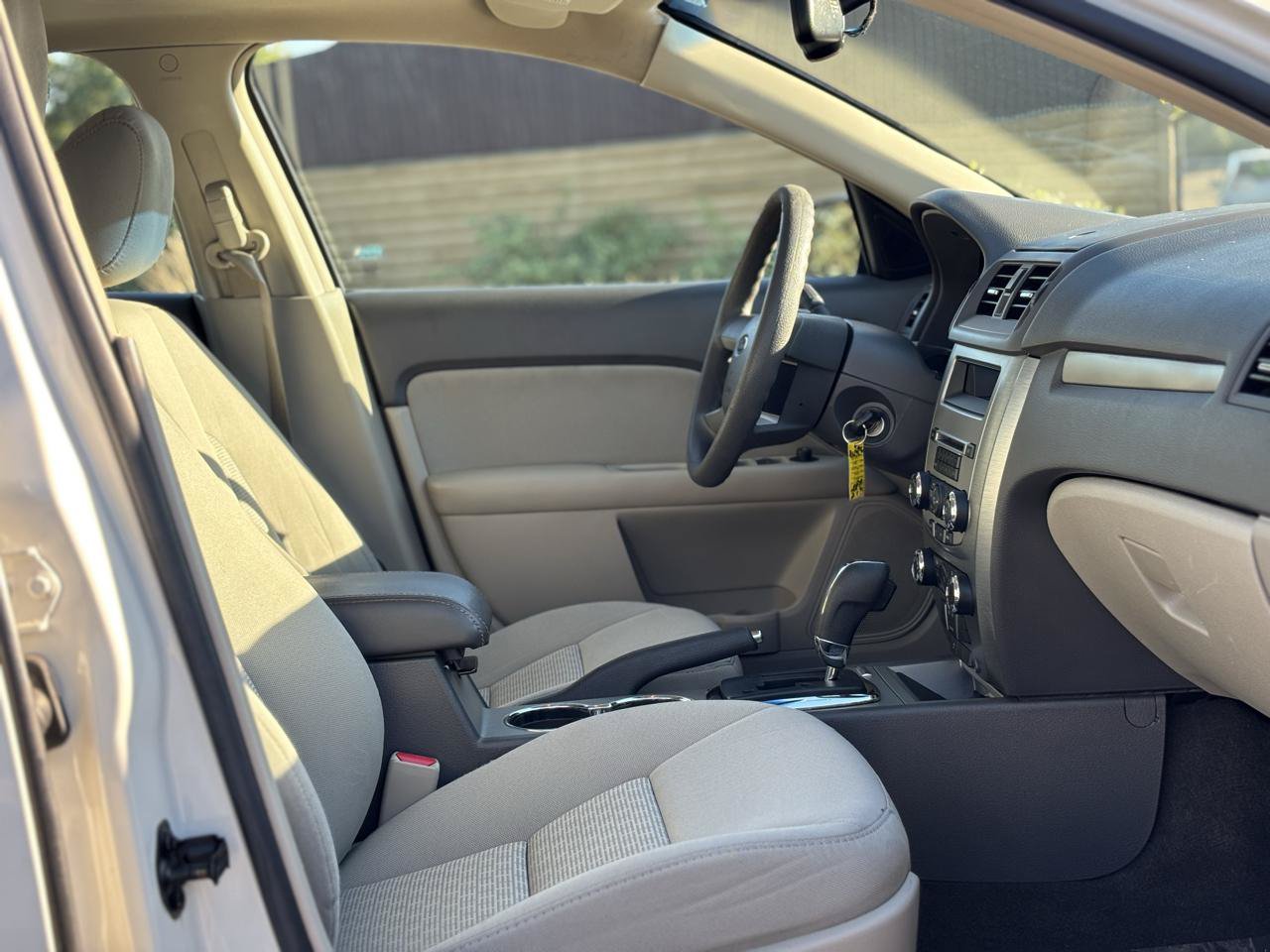 Used 2010 Ford Fusion SE FWD image 41