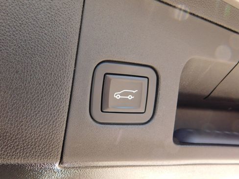 Used 2019 Cadillac XT5 Luxury AWD/4WD image 8