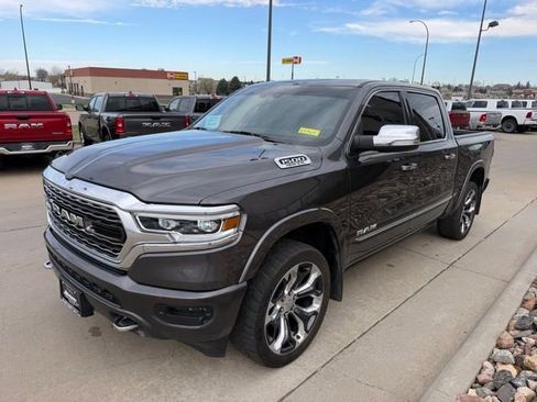 Used 2019 RAM 1500 Limited image 3