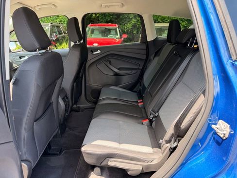 Used 2019 Ford Escape SE AWD/4WD image 25