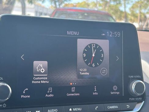 Used 2022 Nissan Rogue SL image 18