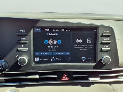 Used 2023 Hyundai Elantra SEL FWD image 10