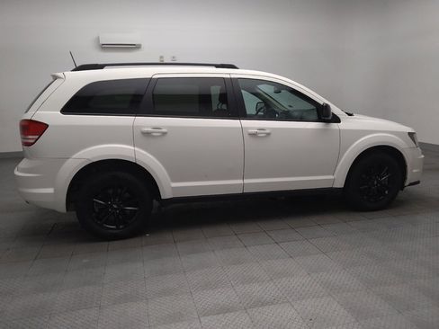Used 2020 Dodge Journey SE w/ SE Popular Equipment Group FWD image 10