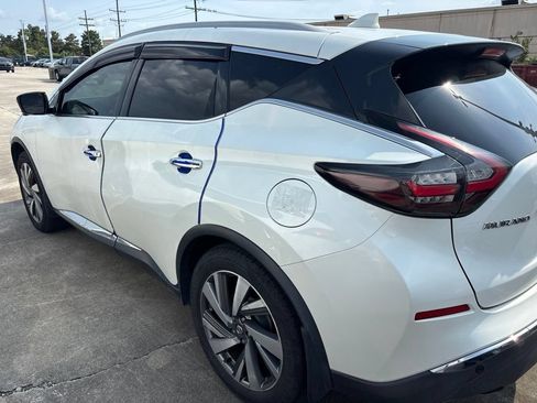 Used 2019 Nissan Murano SL FWD image 2