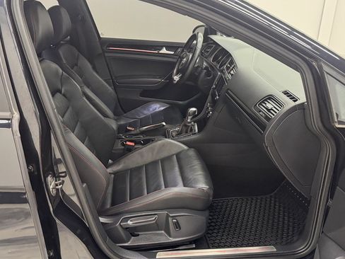 Used 2015 Volkswagen GTI SE w/ Lighting Package (SEL) FWD image 28