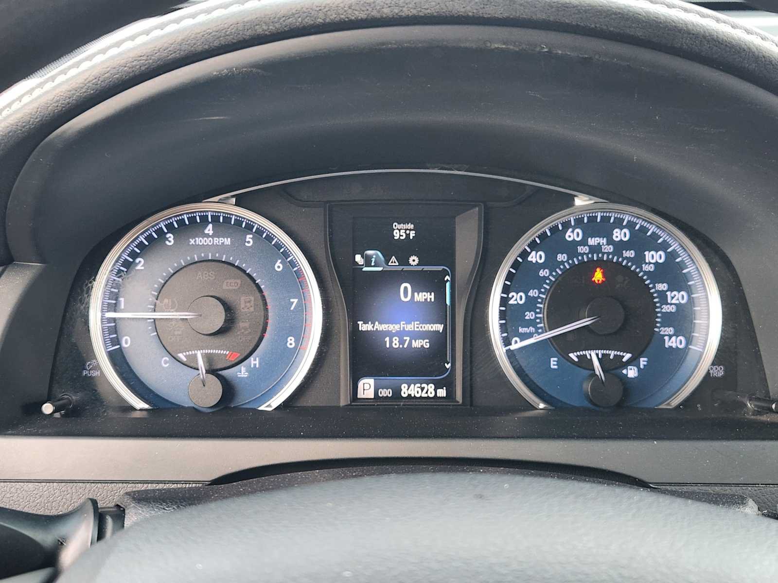 Used 2016 Toyota Camry LE FWD image 15