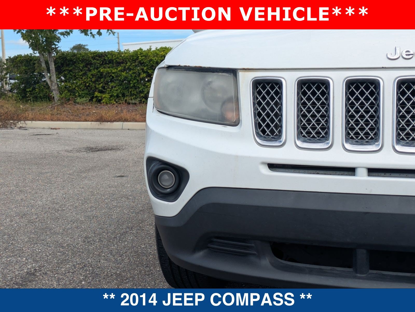 Used 2014 Jeep Compass Latitude FWD image 10