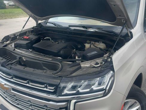Used 2021 Chevrolet Tahoe Premier AWD/4WD image 11