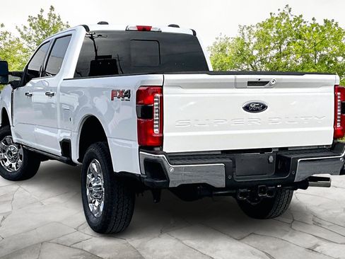 Used 2024 Ford F250 Lariat w/ Lariat Ultimate Package image 2
