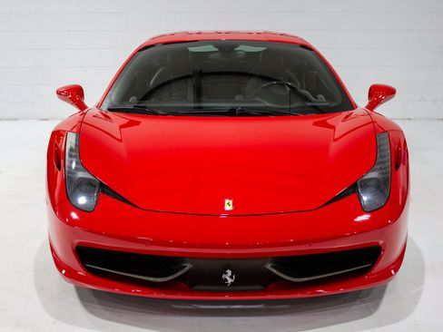 Used 2014 Ferrari 458 Italia Coupe RWD image 12